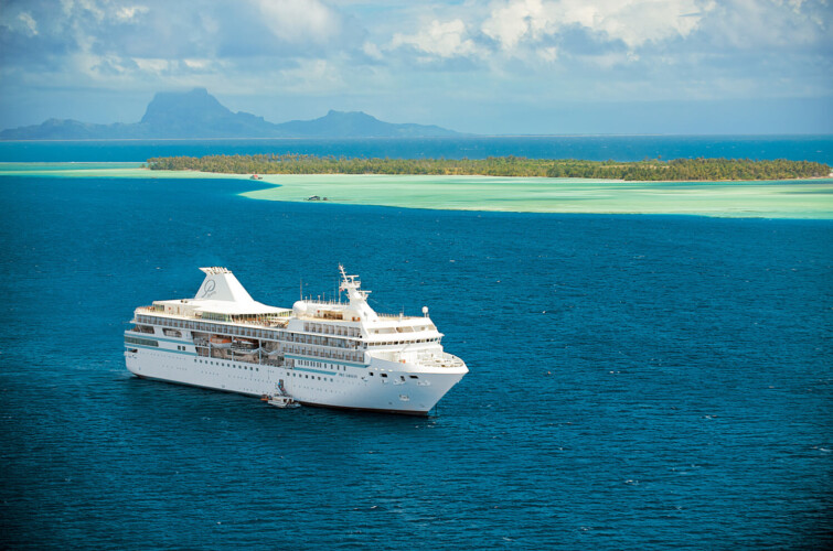 The Gauguin's small size allows her to maneuver from deep seas to shallow lagoons as nimbly as a yacht. Gauguin Cruise ship